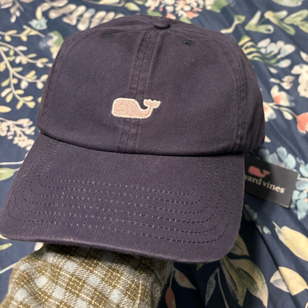 NWT Vineyard Vines Hat